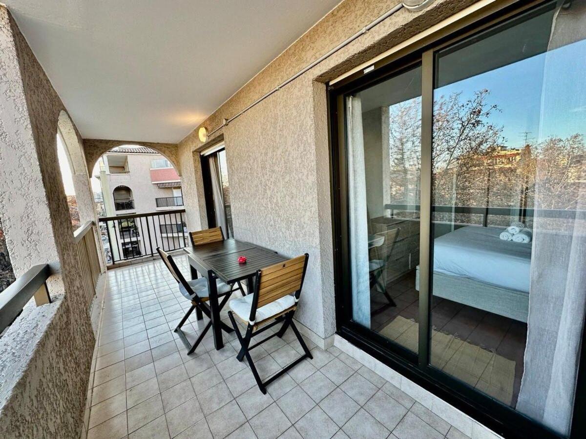 Charmant 2 Pieces Centre-Ville كانيو سور مير المظهر الخارجي الصورة